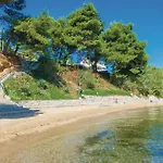 Amazing In Zizanj With Wifi Rivanj