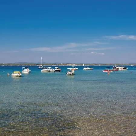 In Zizanj With Kitchen Otok Zizanj