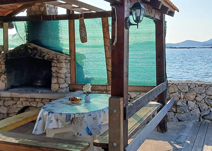 Amazing In Zizanj With Wifi Rivanj